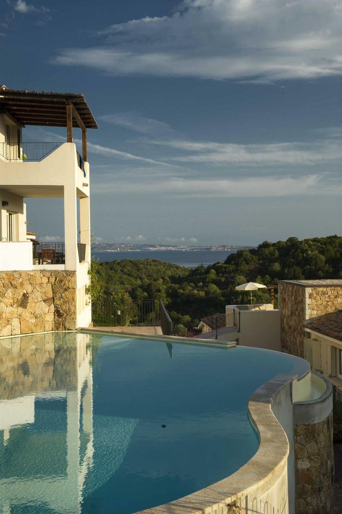 באיה סרדיניה Hotel Residence Rena Bianca מראה חיצוני תמונה